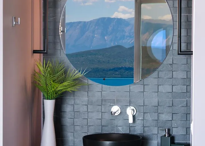 Highview Luxury *